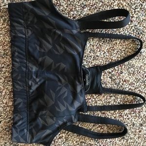 Oiselle strappy sports bra